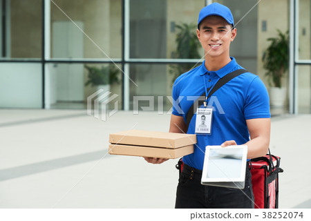 Delivering pizza Delivering pizza 38252074