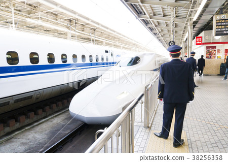 新幹線抵達線 新幹線抵達線 38256358