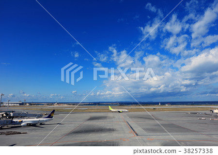 Okinawa Naha Airport/Yui Rail/Monorail/Kokusai Dori Okinawa Naha Airport/Yui Rail/Monorail/Kokusai Dori 38257338