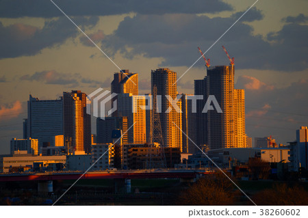 Musashi Kosugi evening view seen from Tama River 38260602