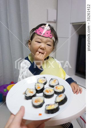 Setsubun (Natural roll with baby food and baby) Setsubun (Natural roll with baby food and baby) 38261412