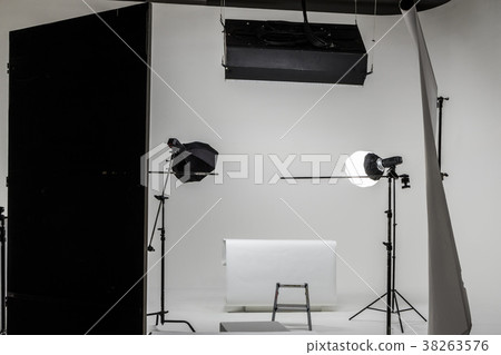 Preparation for photography Preparation for studio shooting 38263576