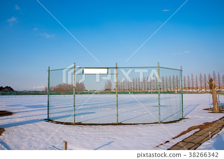 Oyuki Kenpo ground snow scene in the Kanto region Oyuki Kenpo ground snow scene in the Kanto region 38266342
