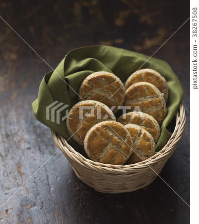 閣樓進入了棺材 38267508