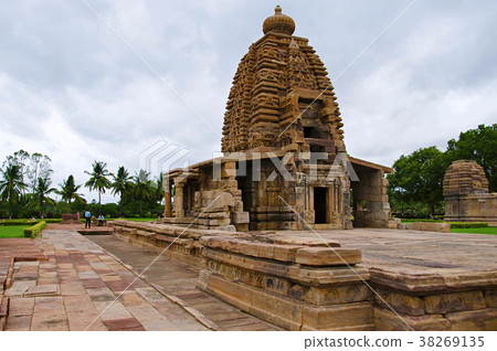 Galaganatha Temple, Pattadakal temple complex Galaganatha Temple, Pattadakal temple complex 38269135
