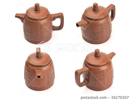 Antique teapot isolated on white background 38270307