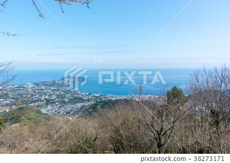 Sagami-mochi seen from the Yugawara and Shiroyama areas (Yukawaramachi, Kanagawa Prefecture) 38273171