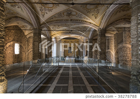 Capela dos Ossos - Evora - Portugal 38278788