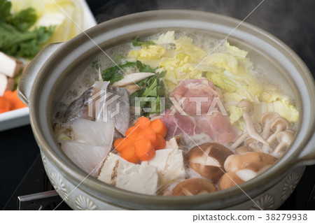 烹飪蔬菜火鍋 38279938