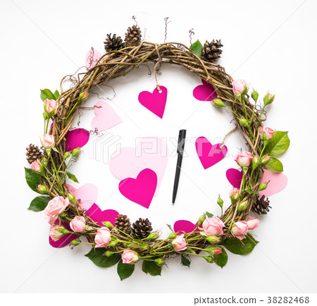 Festive wreath with roses, paper hearts. Flat lay 38282468