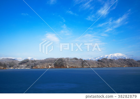 We look forward to the seven forest areas of the snow scene from Tsukuonsen 38282879