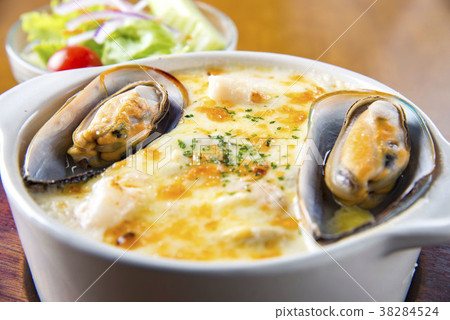 Seafood Gratin 38284524