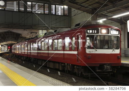 [KK] Keihin Electric Express Series 800（每站：6列火車） 38284706