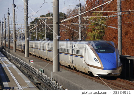 北陸/上越新幹線E7系列前往稻町 38284951