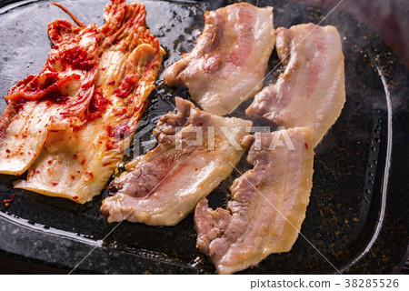 Korean grilled meat Korean grilled meat 38285526