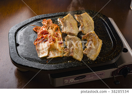 Korean grilled meat Korean grilled meat 38285534