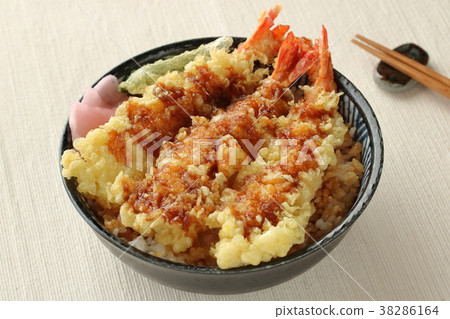 Shrimp bowl 38286164