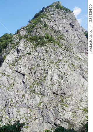 新潟Itoigawa山神秘山南牆Zenzan石灰石山攀岩點Otakigawa Jaisyo Geosite 新潟Itoigawa山神秘山南牆Zenzan石灰石山攀岩點Otakigawa Jaisyo Geosite 38286490