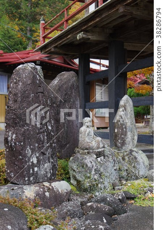 信州的文化遺產，著名工匠世紀守谷的石佛唐津地下大輔（長野縣木曾郡木町町） 38286794