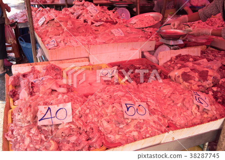 Khlong Toei market 38287745