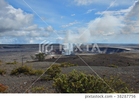 Kilauea Volcano 38287756