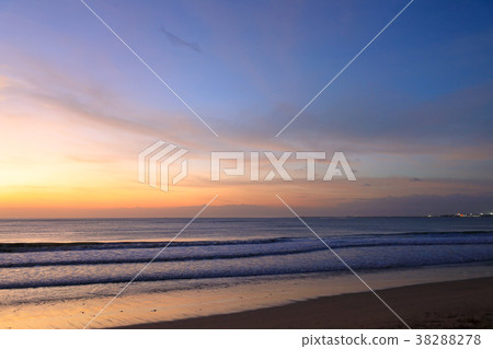 Balinese Sunset 38288278