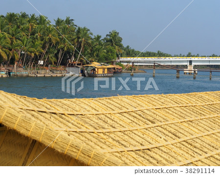 Backwater cruise Backwater cruise 38291114