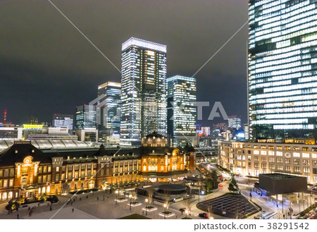Tokyo Station Night view 38291542