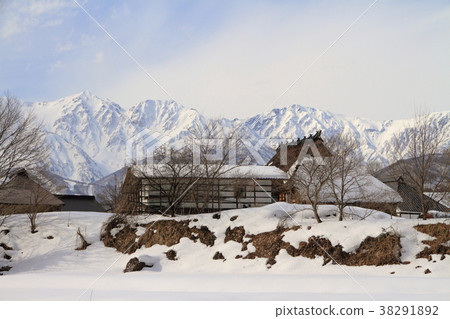 Hakuba Miyama seen from the village of Oide in winter of Hakuba 38291892