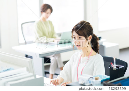 女商人 女商人 38292899