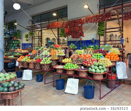 Market Mercado dos Lavradores in Madeira Market Mercado dos Lavradores in Madeira 38293523