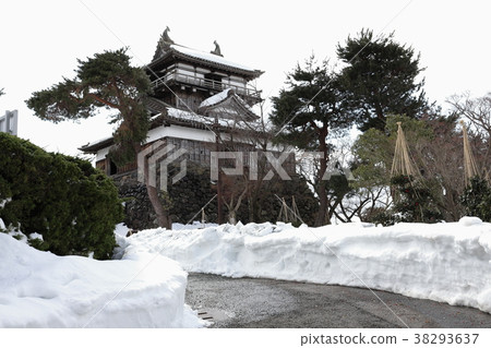 Maruoka Castle 10 days after heavy snowfall in 2018 Maruoka Castle (Maruoka Town, Sakai City, Fukui Prefecture) 38293637