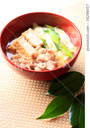 meat and tofu 38296057