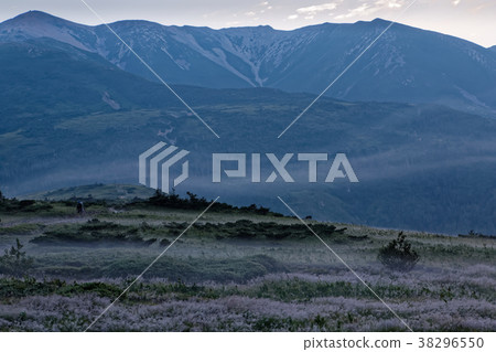 View the Yakushidake ridge line from Tarohei in the northern alps flowing morning 38296550