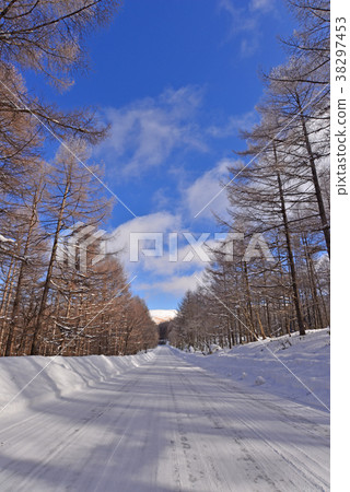 Foggy ice and blue sky Foggy ice and blue sky 38297453