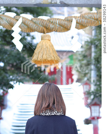 Exam pass prayer mother Shinto shrine image 38299143