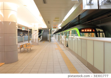 Fukuoka City Subway Nanjo Line City Subway 38301777