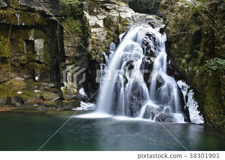 Akameshi 48 waterfalls Chite waterfalls (Nahari City, Mie Prefecture) Akameshi 48 waterfalls Chite waterfalls (Nahari City, Mie Prefecture) 38301901