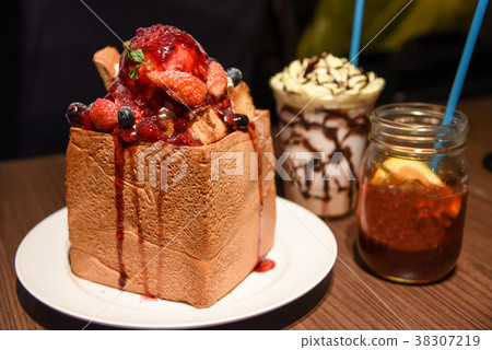 strawberry honey toast with jar and milk shake 38307219
