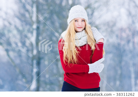 Winter young teen girl portrait. Beauty Joyful 38311262