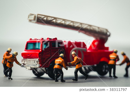 Fire engine and miniature Fire engine and miniature 38311797