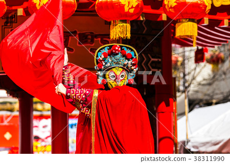 Funny Chinese Traditional Performing Arts Funny Chinese Traditional Performing Arts 38311990