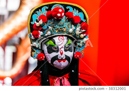 Funny Chinese Traditional Performing Arts Funny Chinese Traditional Performing Arts 38312001