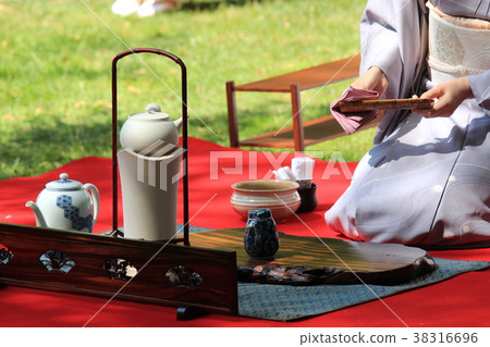 Open-air tea ceremony Open-air tea ceremony 38316696