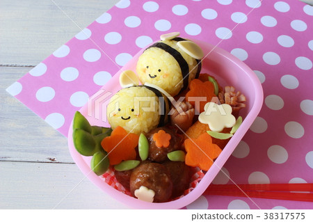 Honeybee's lunch box Honeybee's lunch box 38317575