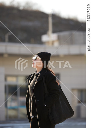 Woman, Winter, Travel, Korea Woman, Winter, Travel, Korea 38317919