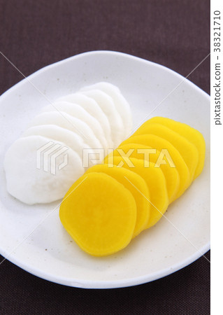 Pickled radish Pickled radish 38321710