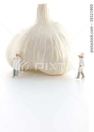 Cook and garlic Cook and garlic 38321900