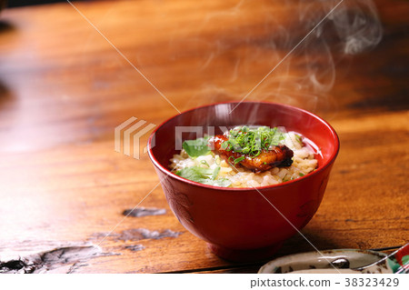 鰻魚中國 38323429