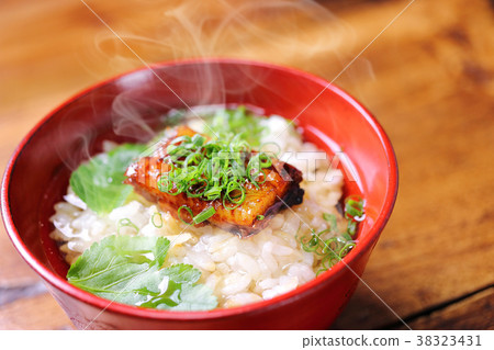 鰻魚中國 38323431